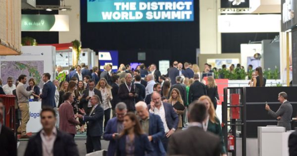 Comienza The District