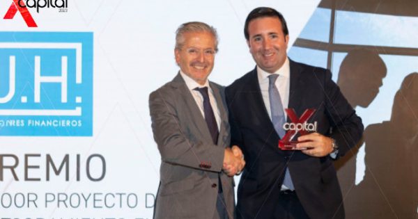 JH Asesores recibe el premio Capital